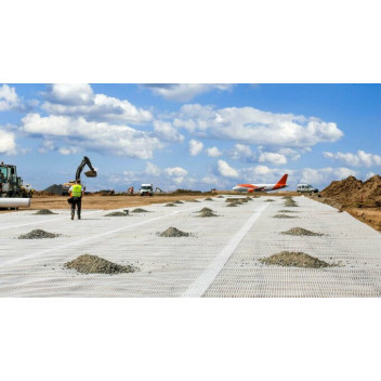 NAUE 261801 Secugrid Geogrid 20/20Q1 4.75m x 50m PP NAUE 261801 Secugrid Geogrid 20/20Q1 4.75m x 50m PP